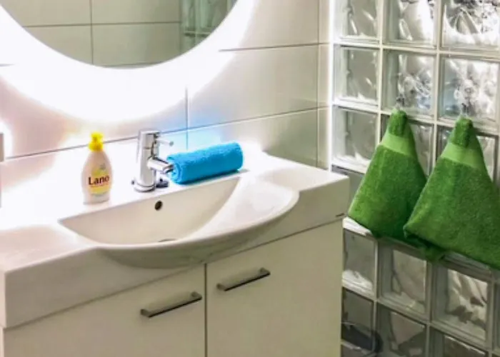 7 Person In Апартаменты Молде